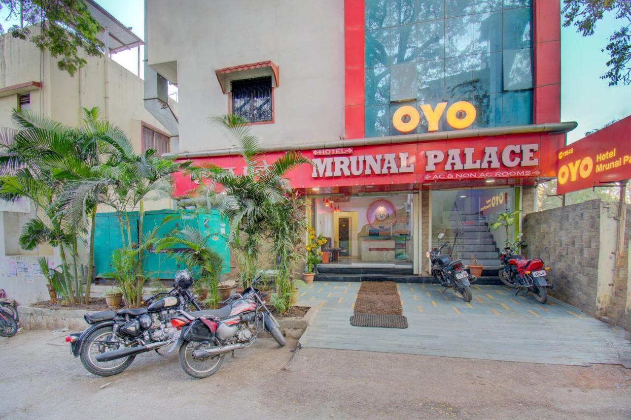 Oyo 11548 Hotel Mrunal Palace Аурангабад Экстерьер фото
