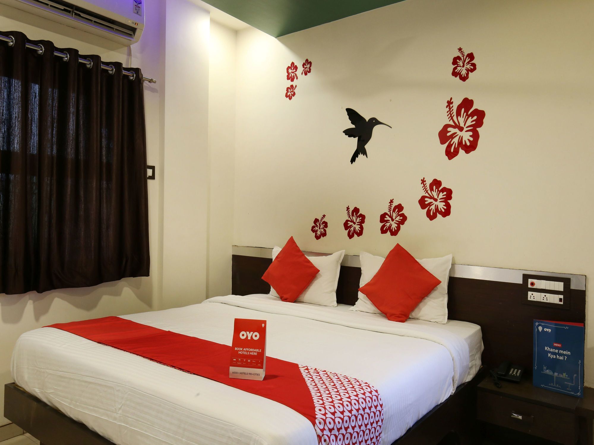 Oyo 11548 Hotel Mrunal Palace Аурангабад Экстерьер фото