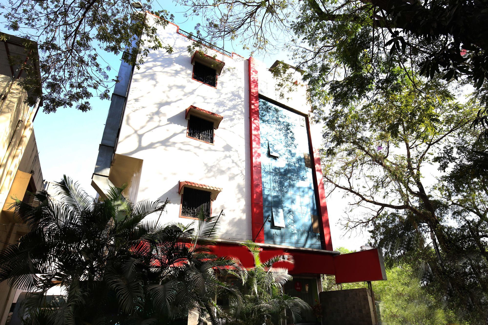 Oyo 11548 Hotel Mrunal Palace Аурангабад Экстерьер фото